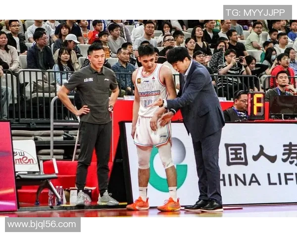 CBA精彩对决山东队迎战广州队视频回顾与赛后分析