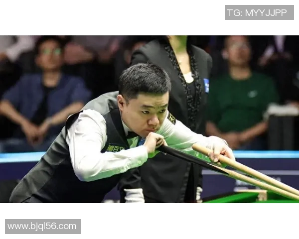 丁俊晖与希金斯世锦赛对决精彩回顾央视全程直播盛况分析